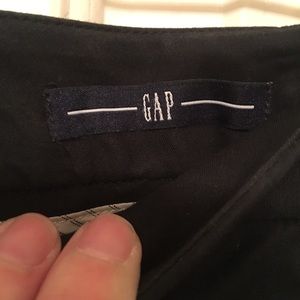 Gap black skirt with pockets